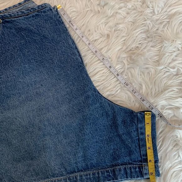 🟢3 items for $20———VENEZIA JEANS jeans shorts pockets zip button closure - Picture 7 of 8